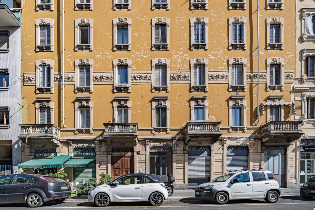 Milano, La Casetta Di Beatrice - By Host4U Экстерьер фото