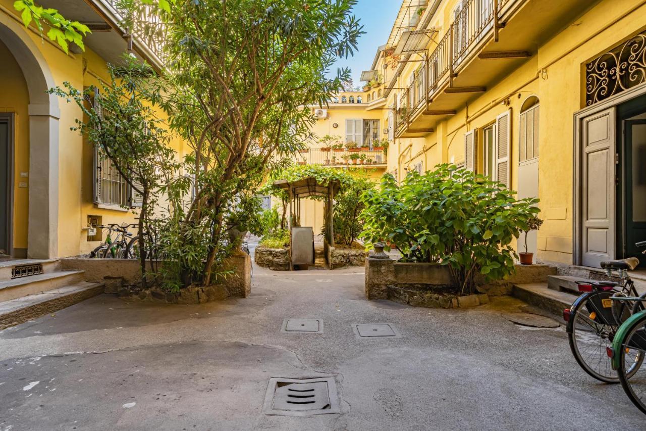 Milano, La Casetta Di Beatrice - By Host4U Экстерьер фото
