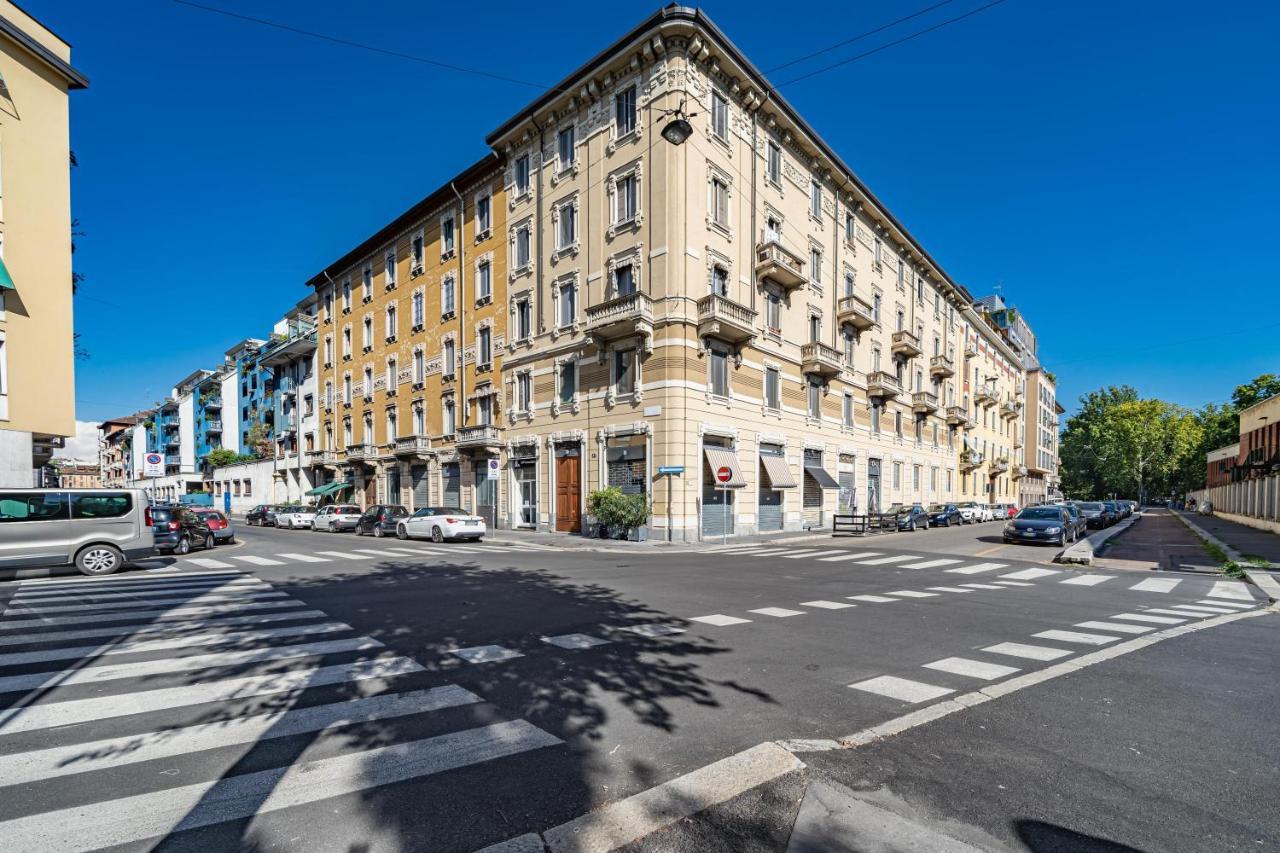Milano, La Casetta Di Beatrice - By Host4U Экстерьер фото